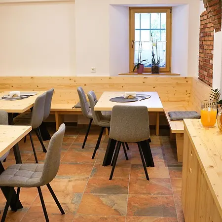 公寓 Domacija Kveder 戈雷尼斯卡地区采尔克列