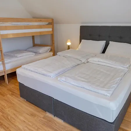 Domacija Kveder * 戈雷尼斯卡地区采尔克列