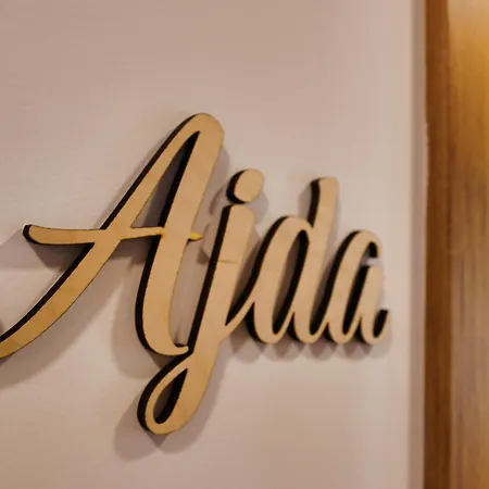 Domacija Kveder アパート ツェルクニェ・ナ・ゴレニスケム