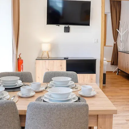 Domacija Kveder ツェルクニェ・ナ・ゴレニスケム