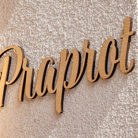 Domacija Kveder ツェルクニェ・ナ・ゴレニスケム